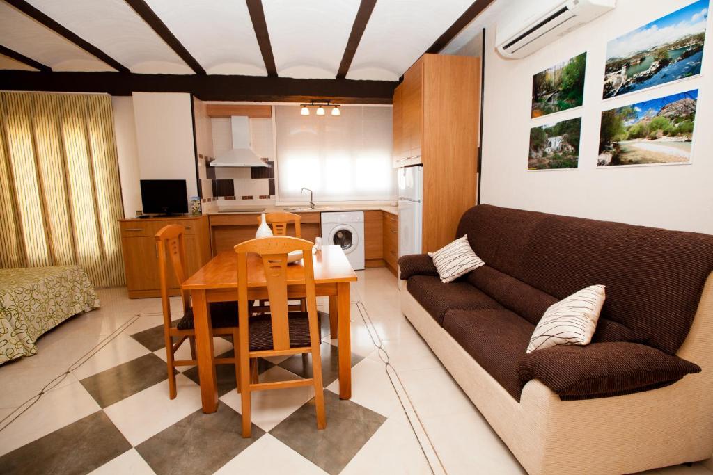 Apartahotel Al Alba Pozo Alcón 部屋 写真