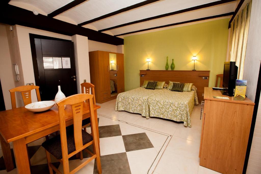 Apartahotel Al Alba Pozo Alcón 部屋 写真